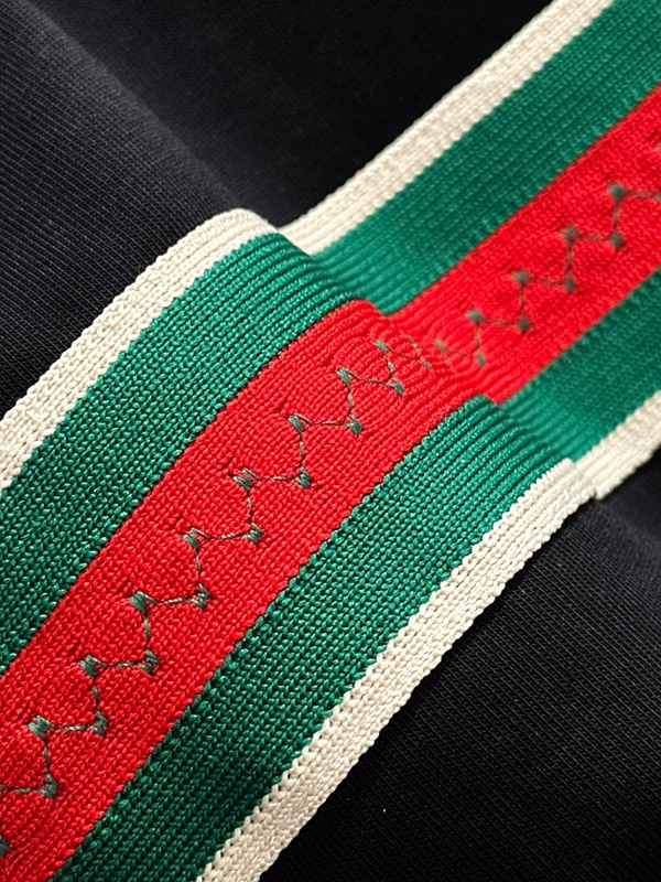 ブランドTシャツ角部分ディテール